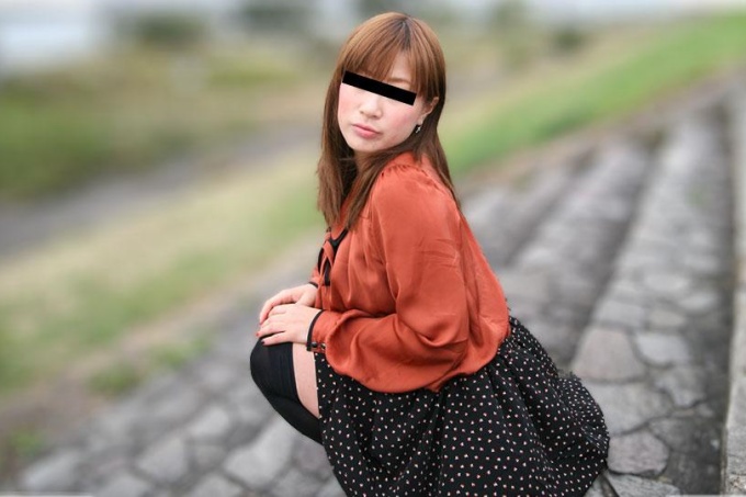 我带了一个和男友吵架后绝望的巨乳美女回家！ 第一部分