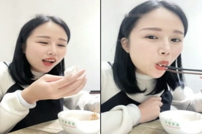 STP12820 高颜值妹子饭馆吃饭桌子底下口交 脱裤子后入厕所脱衣服诱惑非常诱人 很是诱惑喜欢不要错过